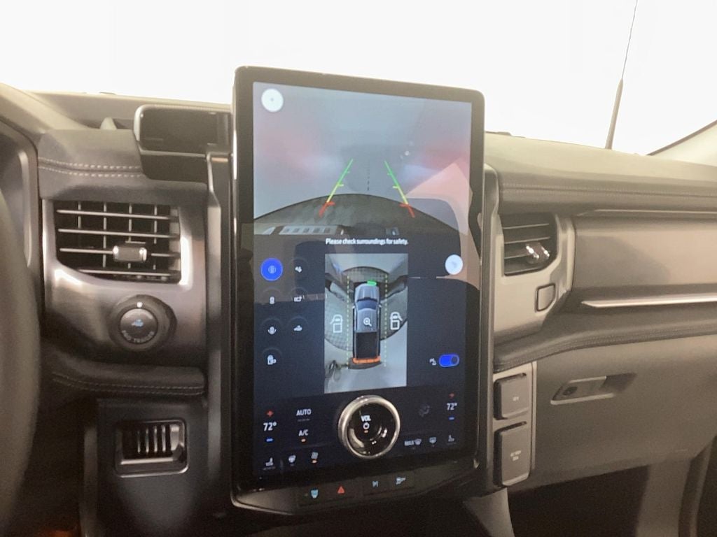 2025 Ford F-150 Lightning Flash™