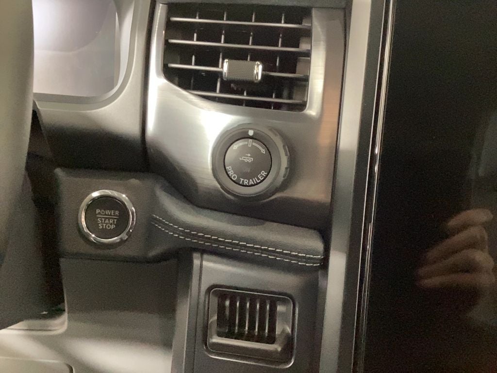 2025 Ford F-150 Lightning Flash™