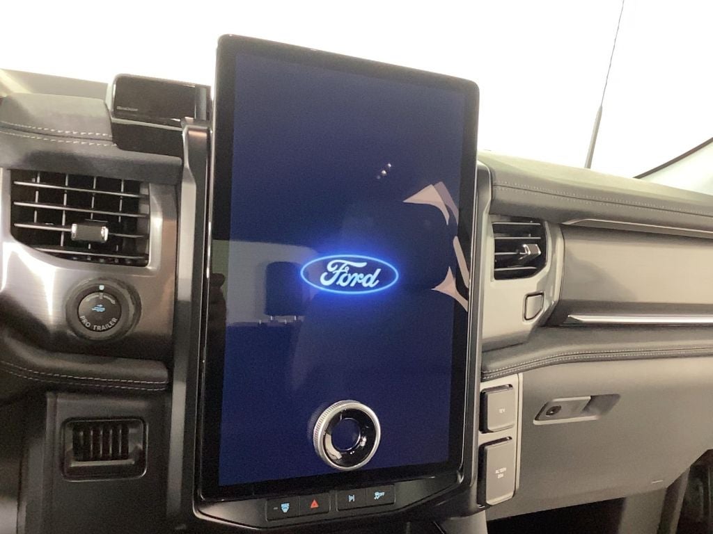 2025 Ford F-150 Lightning Flash™