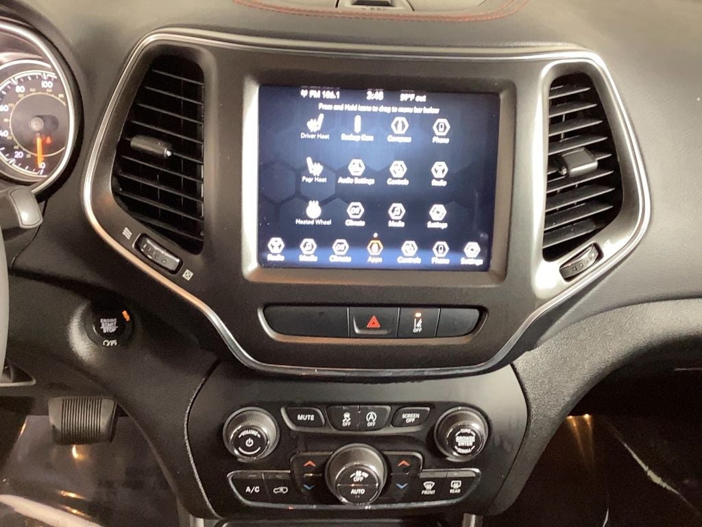 2022 Jeep Cherokee Trailhawk