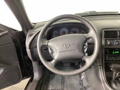 2001 Ford Mustang GT Deluxe