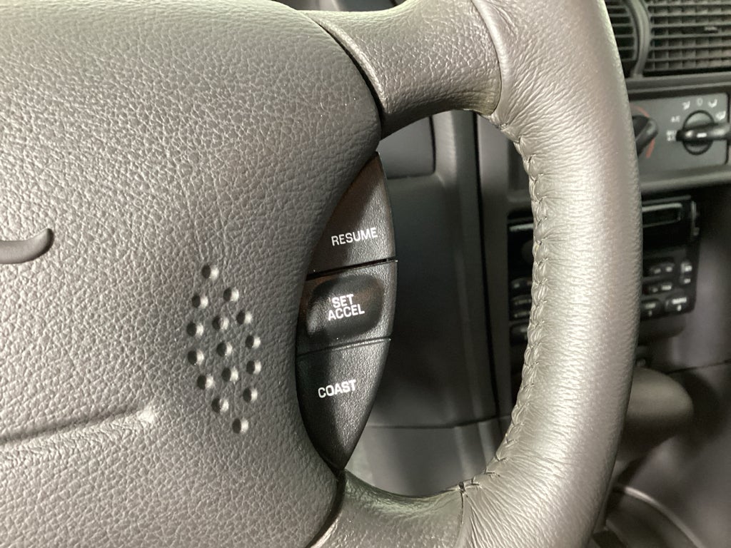 2001 Ford Mustang GT Deluxe