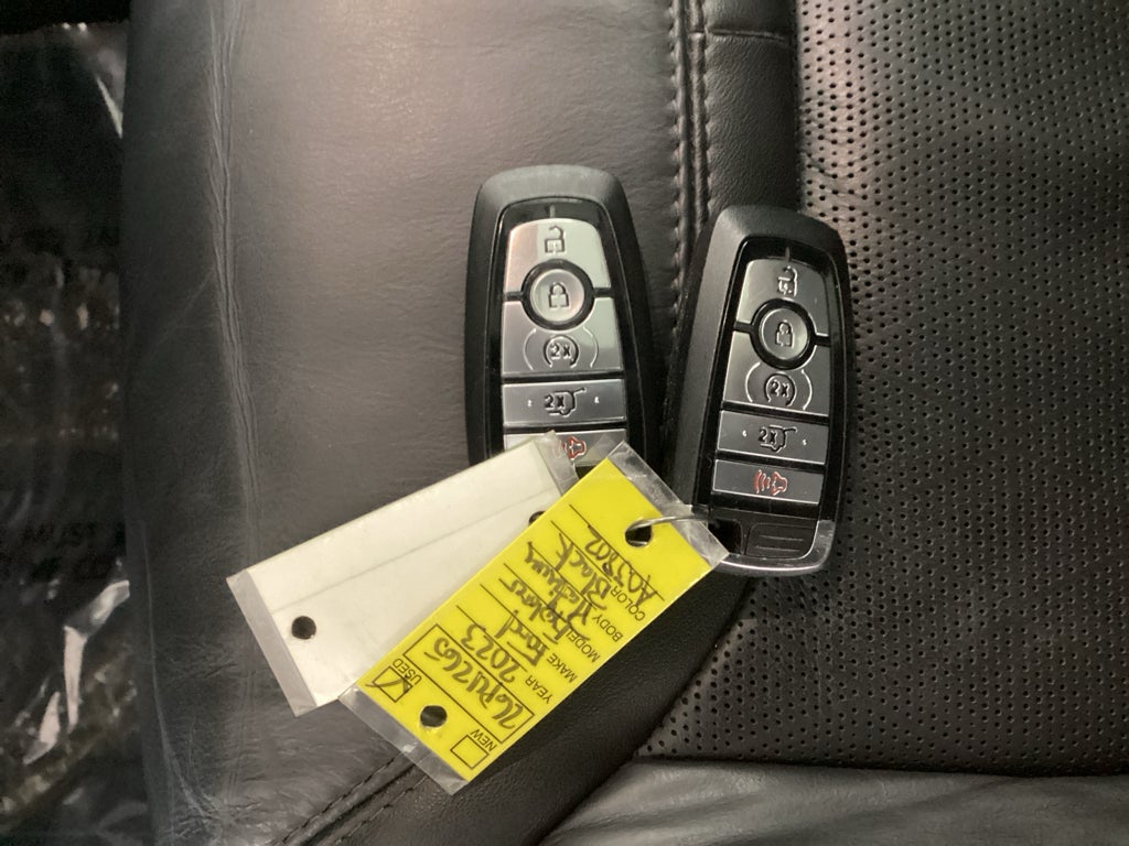 2023 Ford Explorer Platinum