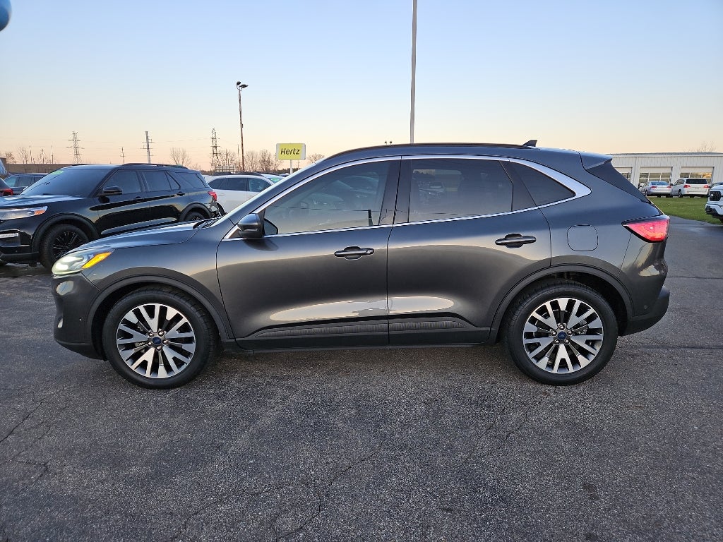 2020 Ford Escape Titanium