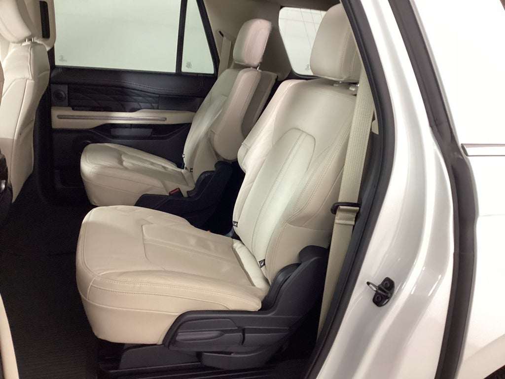 2023 Ford Expedition MAX Platinum