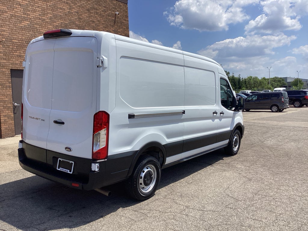 2025 Ford Transit Van Base