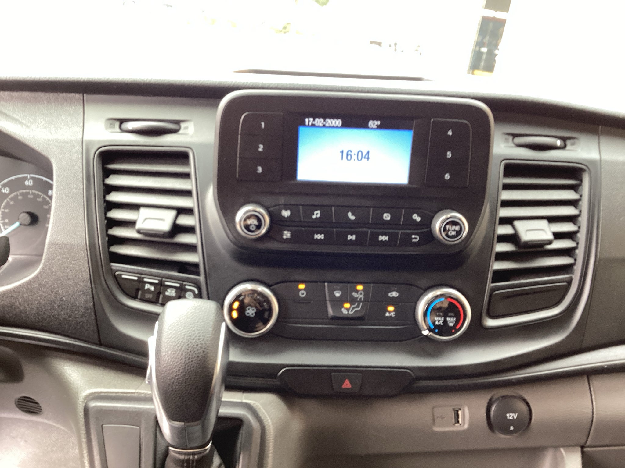 2025 Ford Transit Van Base