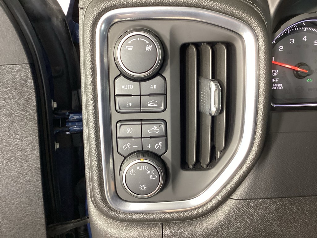 2019 Chevrolet Silverado RST