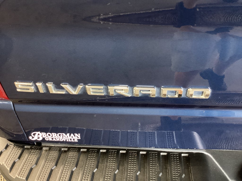 2019 Chevrolet Silverado RST