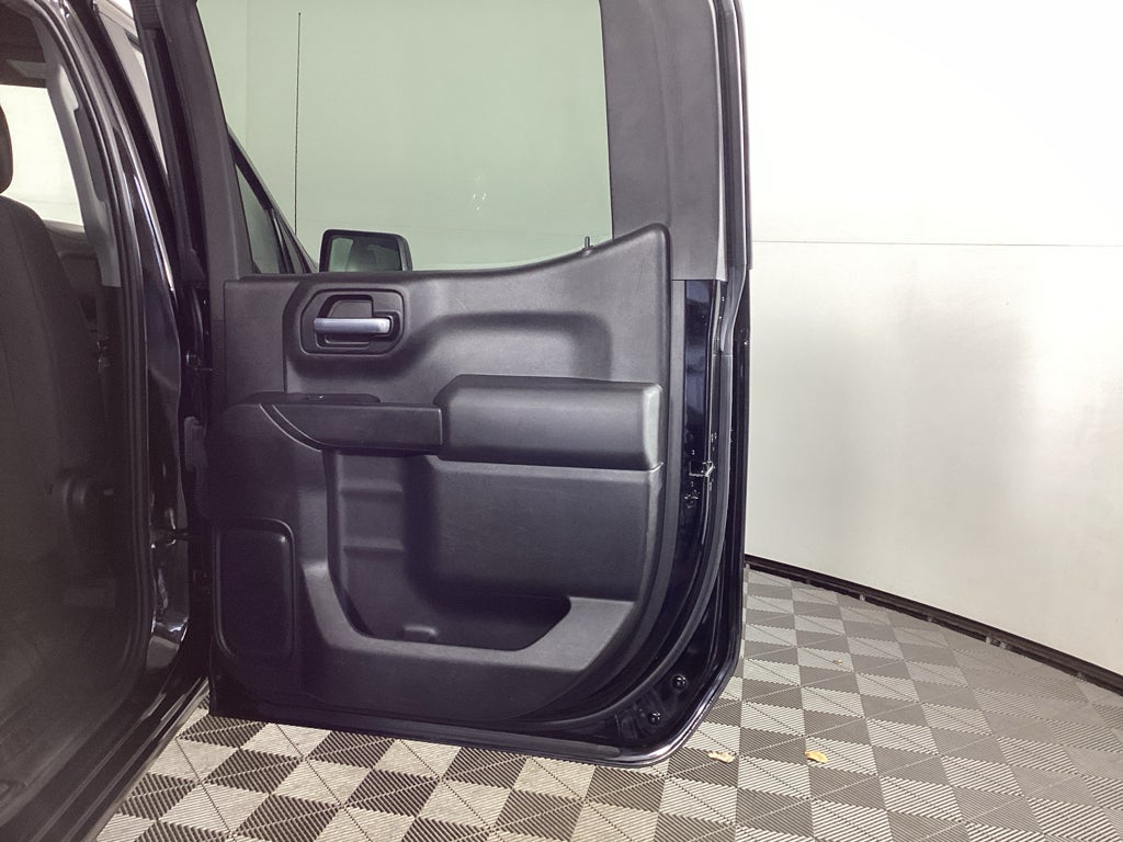 2020 Chevrolet Silverado Custom