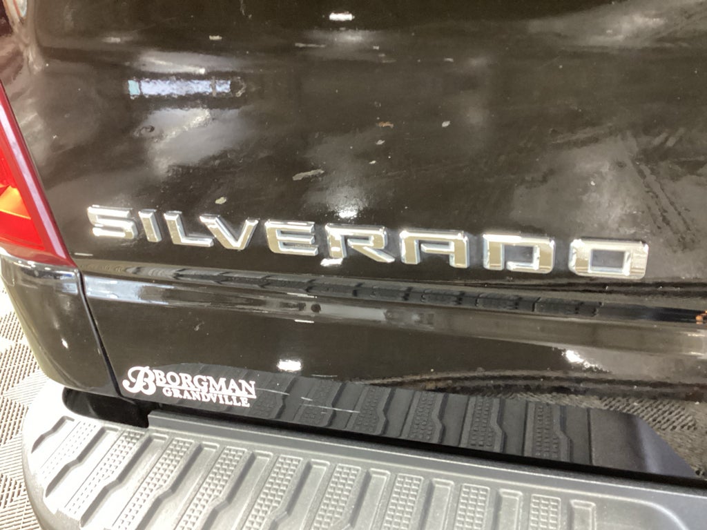 2020 Chevrolet Silverado Custom