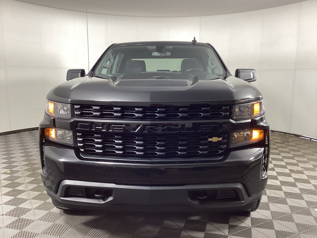 2020 Chevrolet Silverado Custom