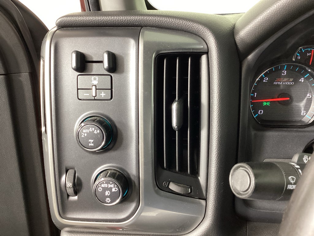 2017 Chevrolet Silverado LT