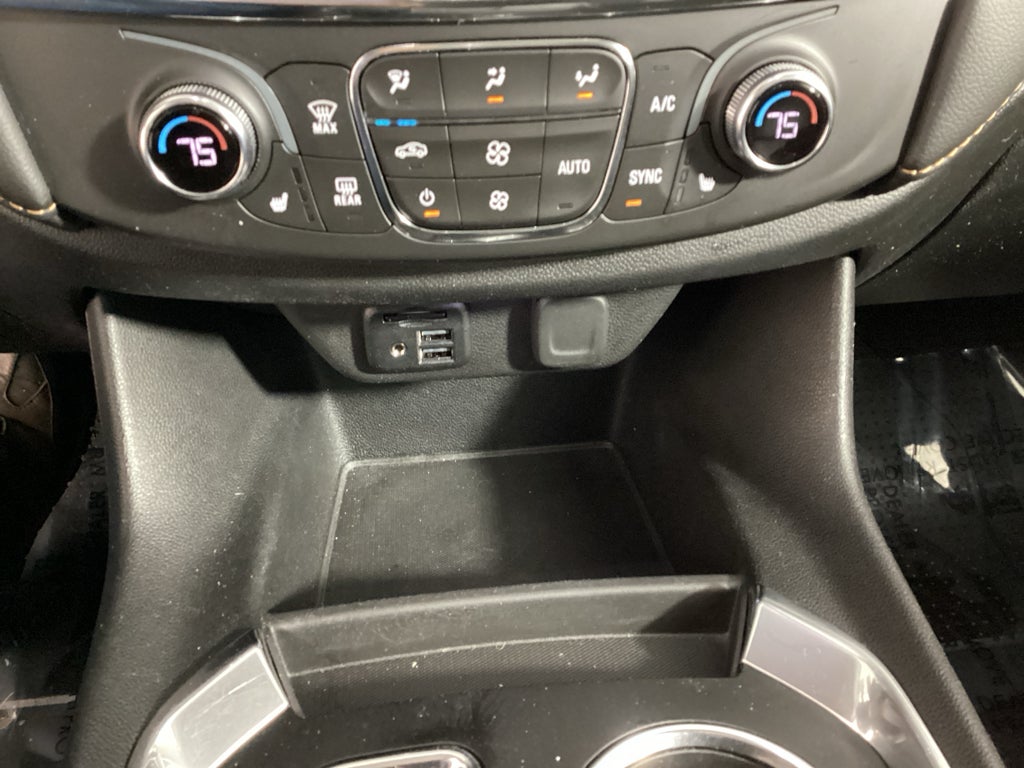 2021 Chevrolet Traverse RS
