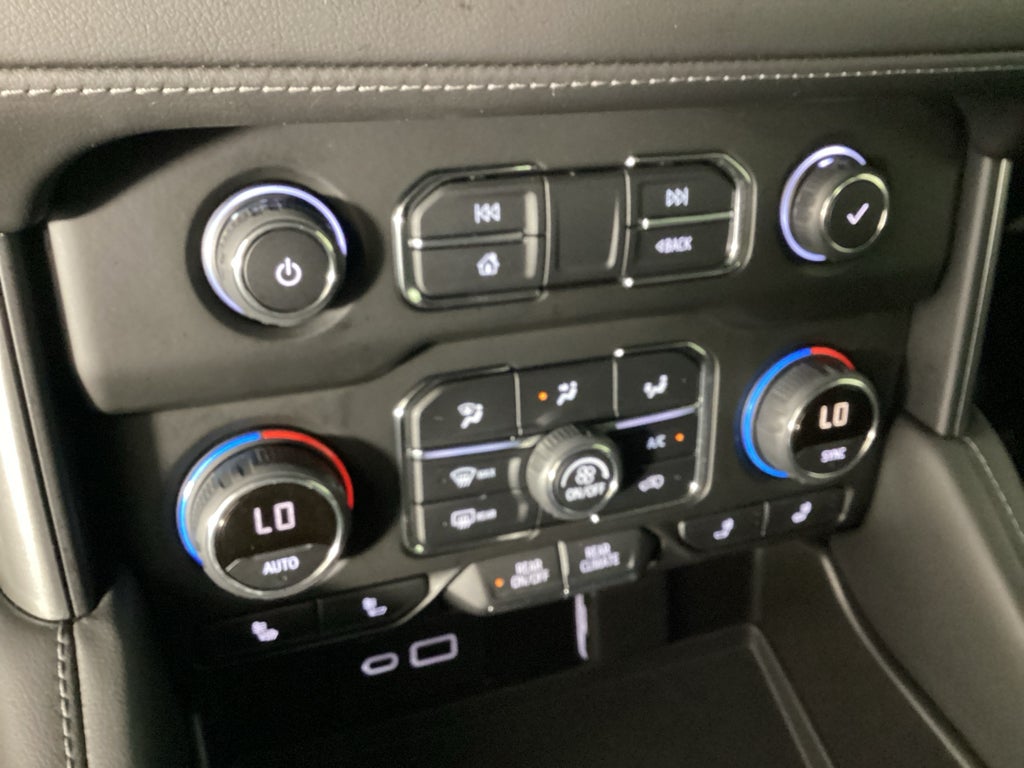 2021 Chevrolet Suburban Z71