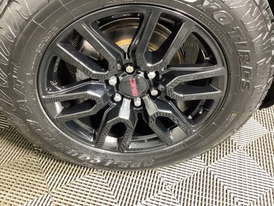 2022 GMC Sierra Limited Elevation