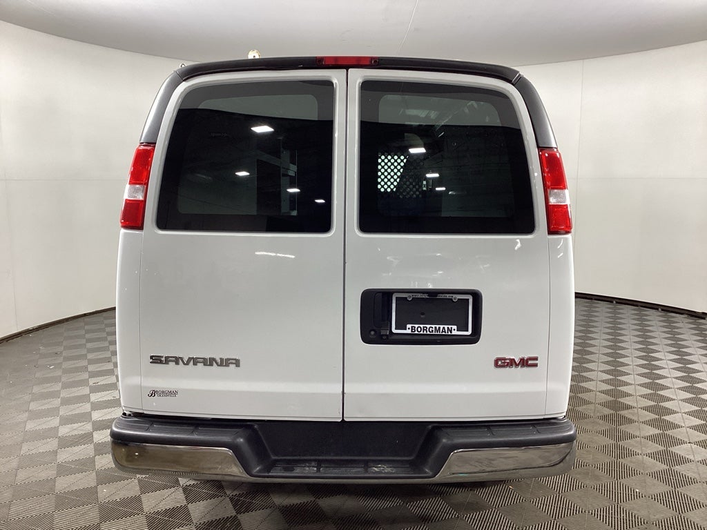 2020 GMC Savana Cargo