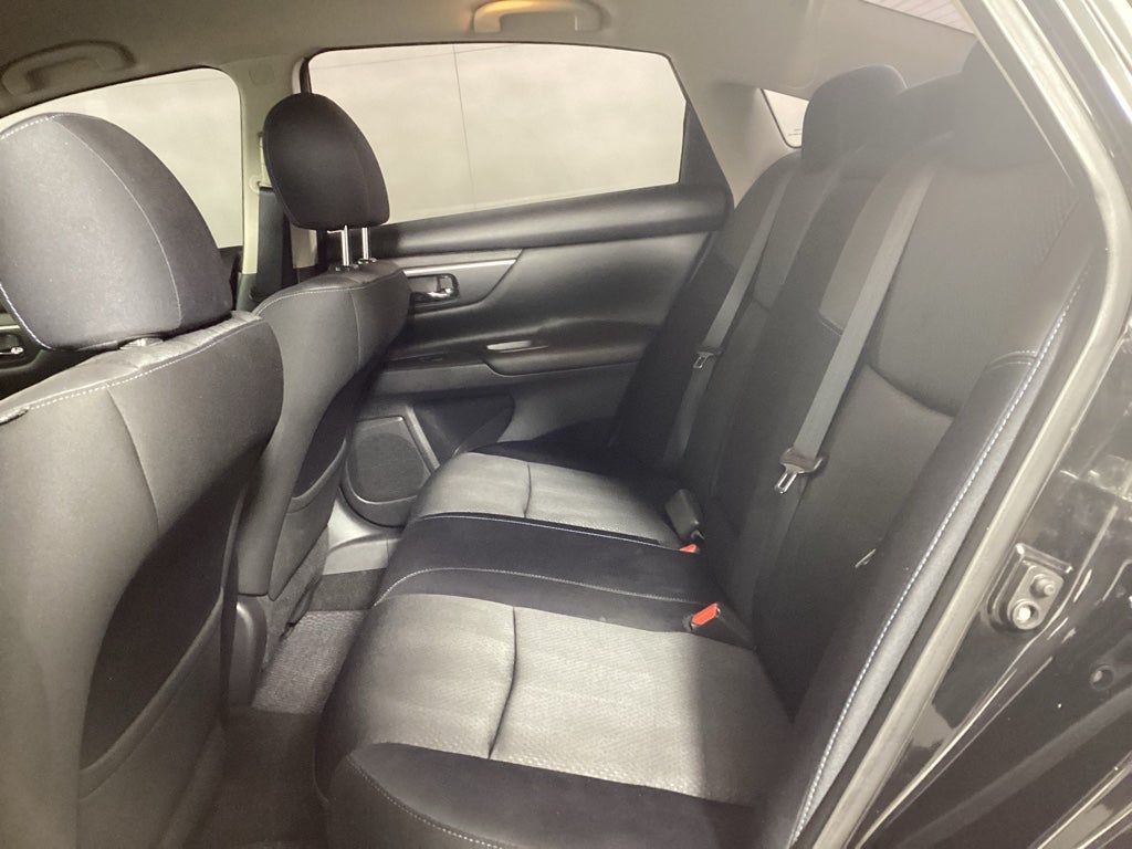 2016 Nissan Altima 2.5 SR