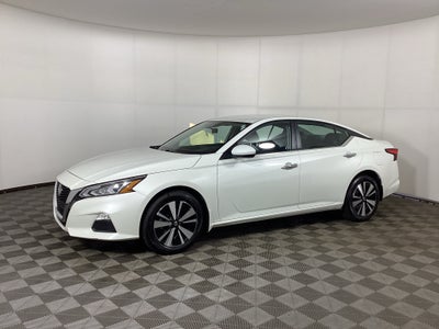 2021 Nissan Altima 2.5 SV
