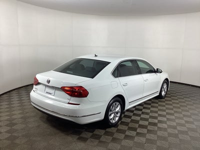 2016 Volkswagen Passat 1.8T S
