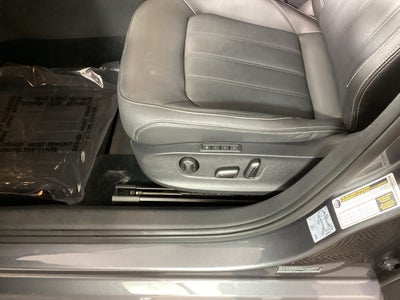 2022 Volkswagen Passat 2.0T Limited Edition