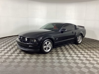 2006 Ford Mustang GT Deluxe