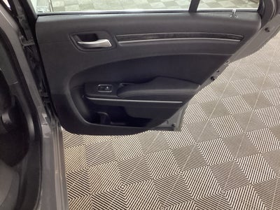 2018 Chrysler 300C Limited