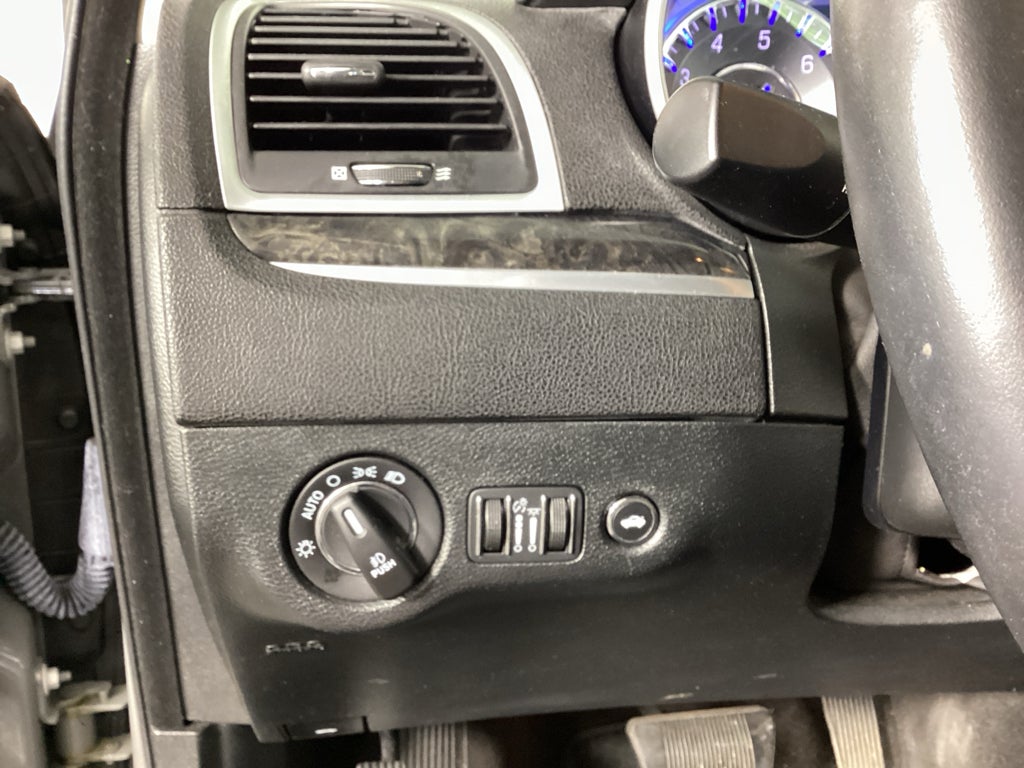 2018 Chrysler 300C Limited