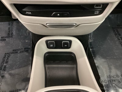 2019 Chrysler Pacifica Touring L Plus