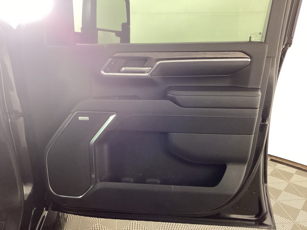 2024 Chevrolet Silverado LTZ