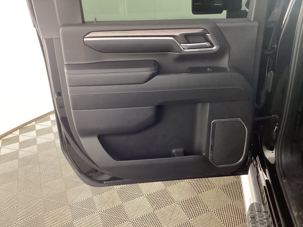 2024 Chevrolet Silverado LTZ