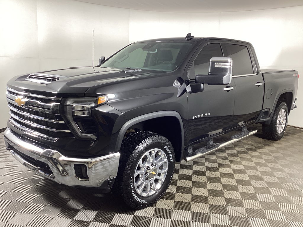 2024 Chevrolet Silverado LTZ