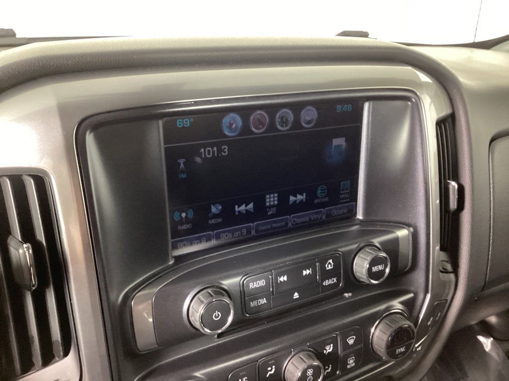 2017 Chevrolet Silverado LT