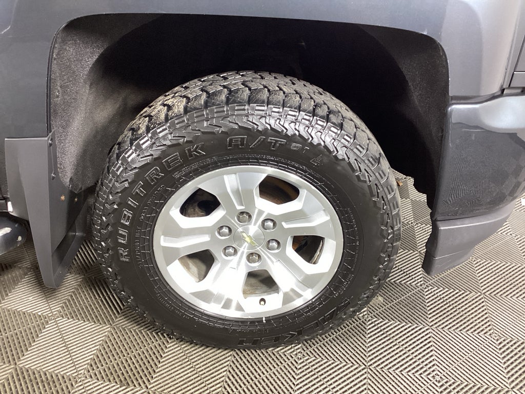2017 Chevrolet Silverado LT