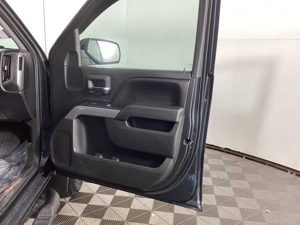 2017 Chevrolet Silverado LT