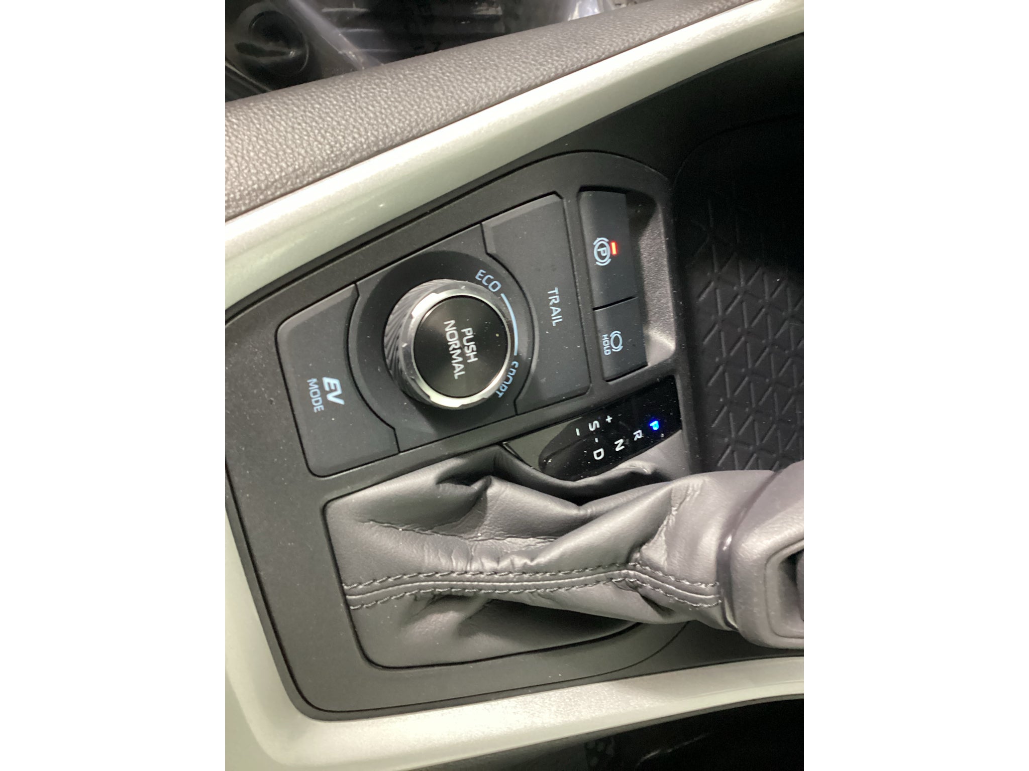 2025 Toyota RAV4 Hybrid Hybrid XLE