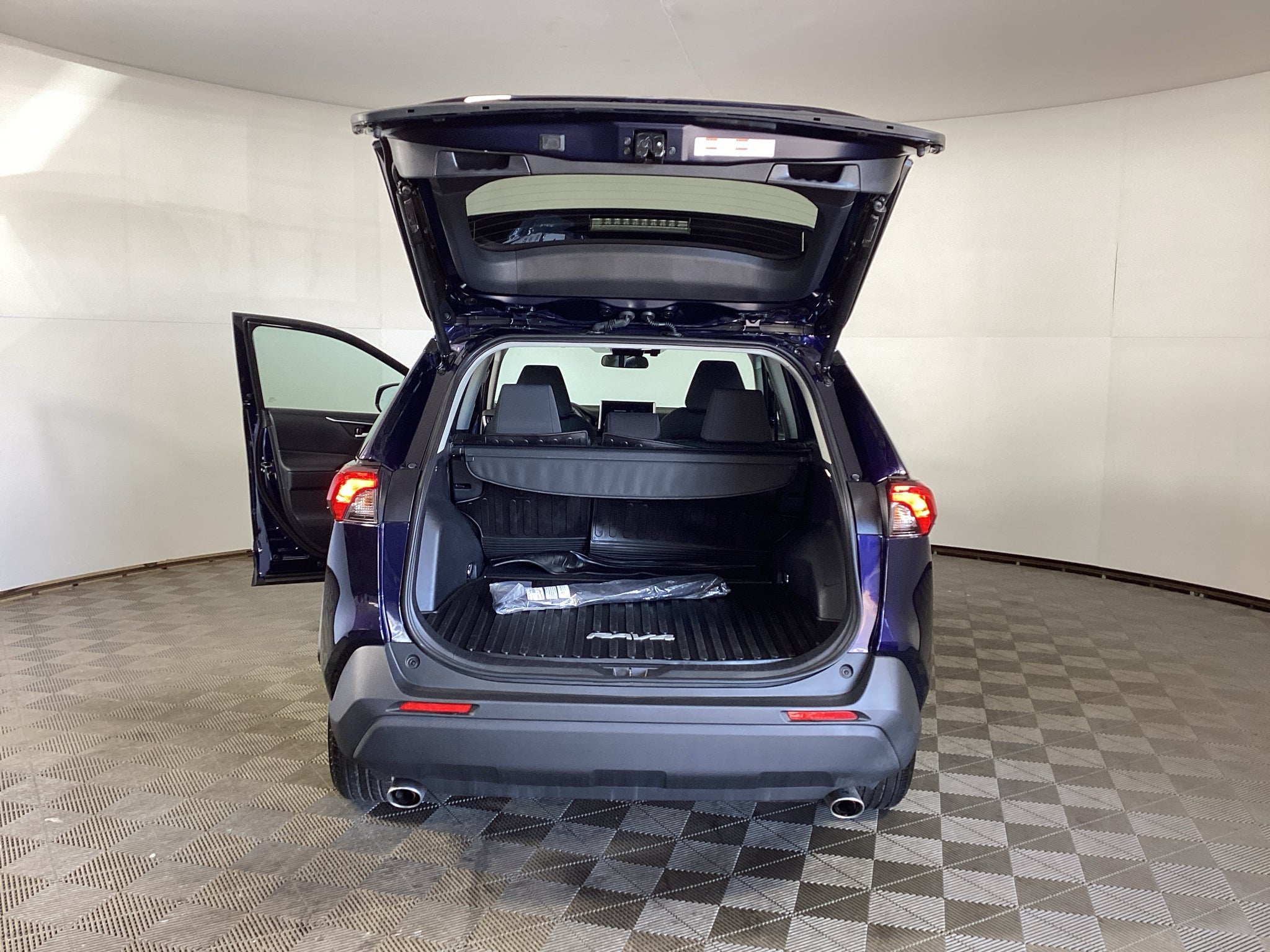 2025 Toyota RAV4 Hybrid Hybrid XLE