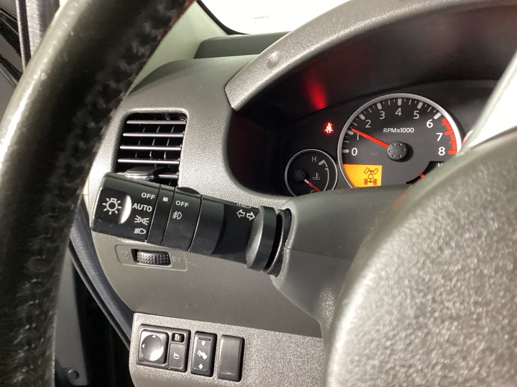 2012 Nissan Pathfinder Silver Edition