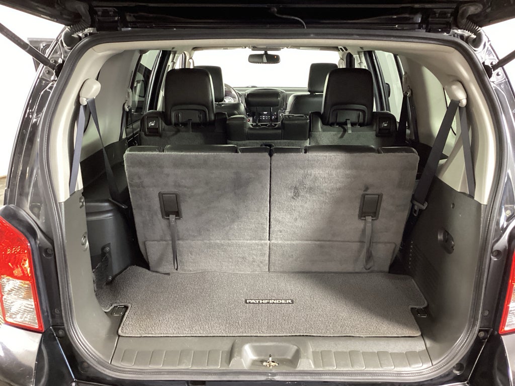 2012 Nissan Pathfinder Silver Edition