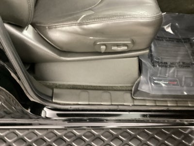 2012 Nissan Pathfinder Silver Edition