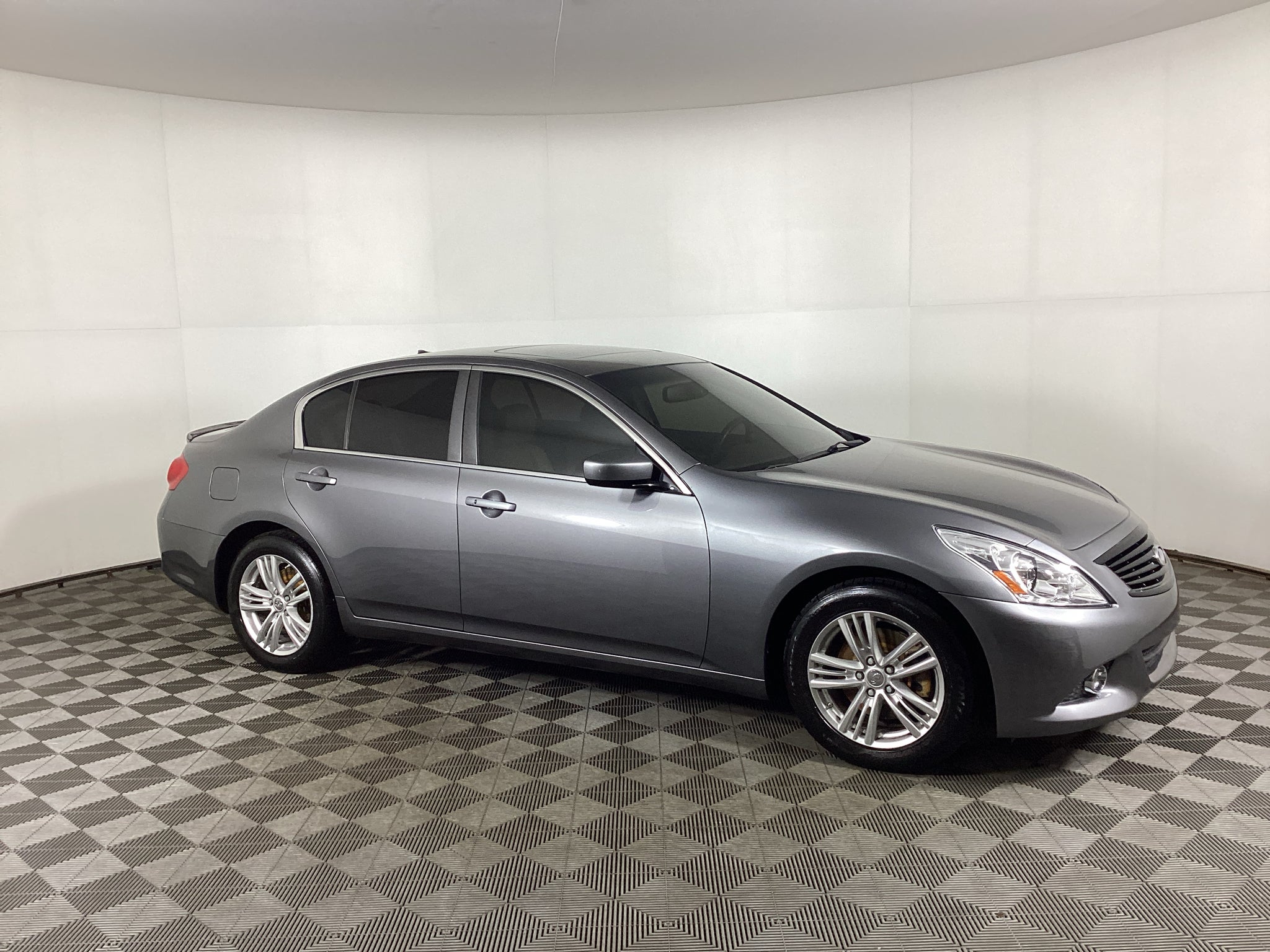 2012 INFINITI G37 Sedan