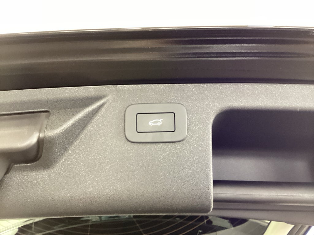 2024 Land Rover Discovery Sport Core S