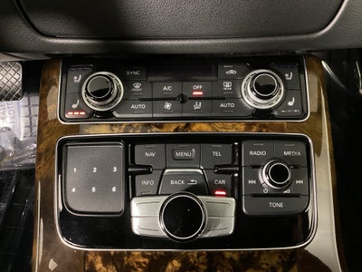 2017 Audi A8 L 3.0T (Tiptronic)