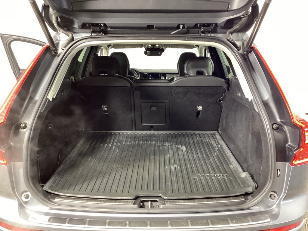 2021 Volvo XC60 Momentum