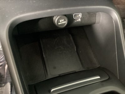 2022 Volvo XC40 Momentum