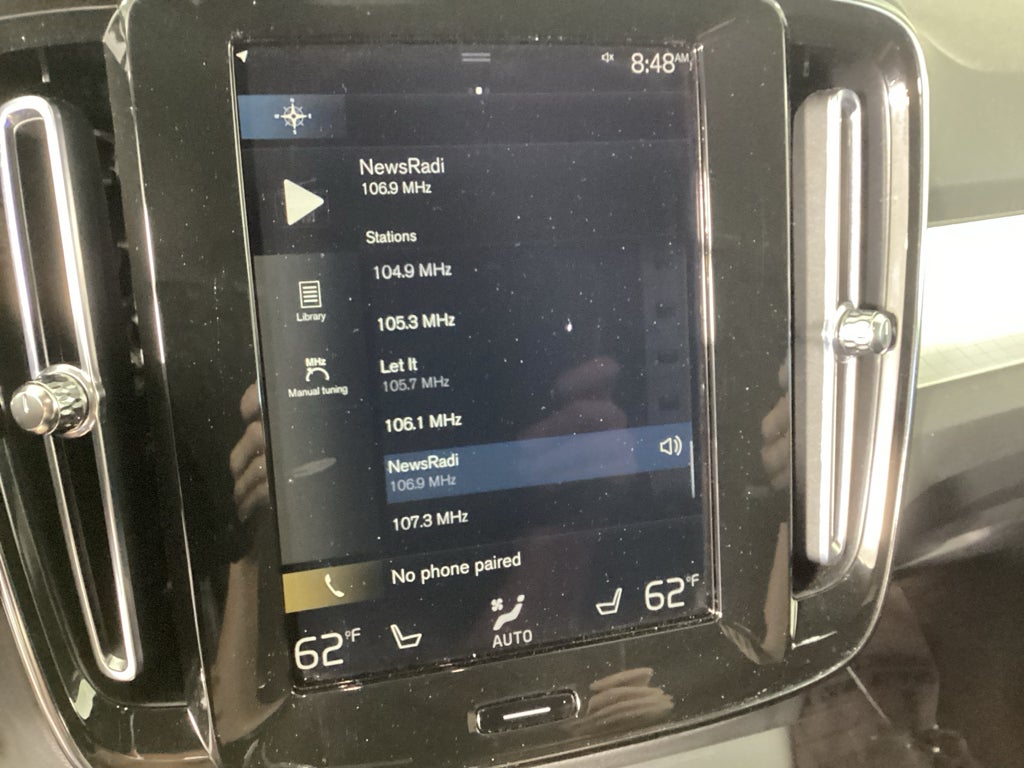 2022 Volvo XC40 Momentum