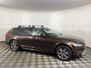 2017 Volvo V90 Cross Country AWD