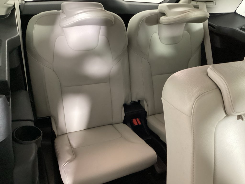 2020 Volvo XC90 Momentum