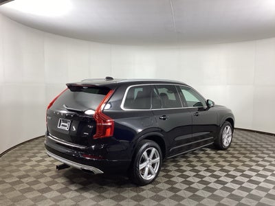2020 Volvo XC90 Momentum