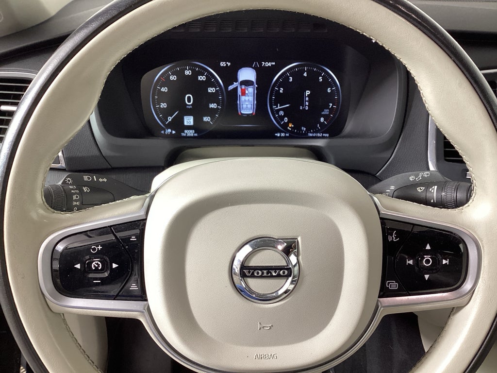 2020 Volvo XC90 Momentum